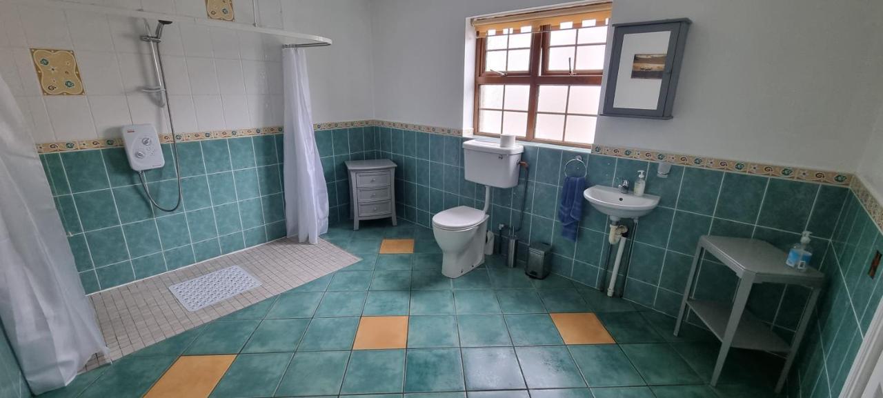 The Madden Guest House Gilford Bagian luar foto